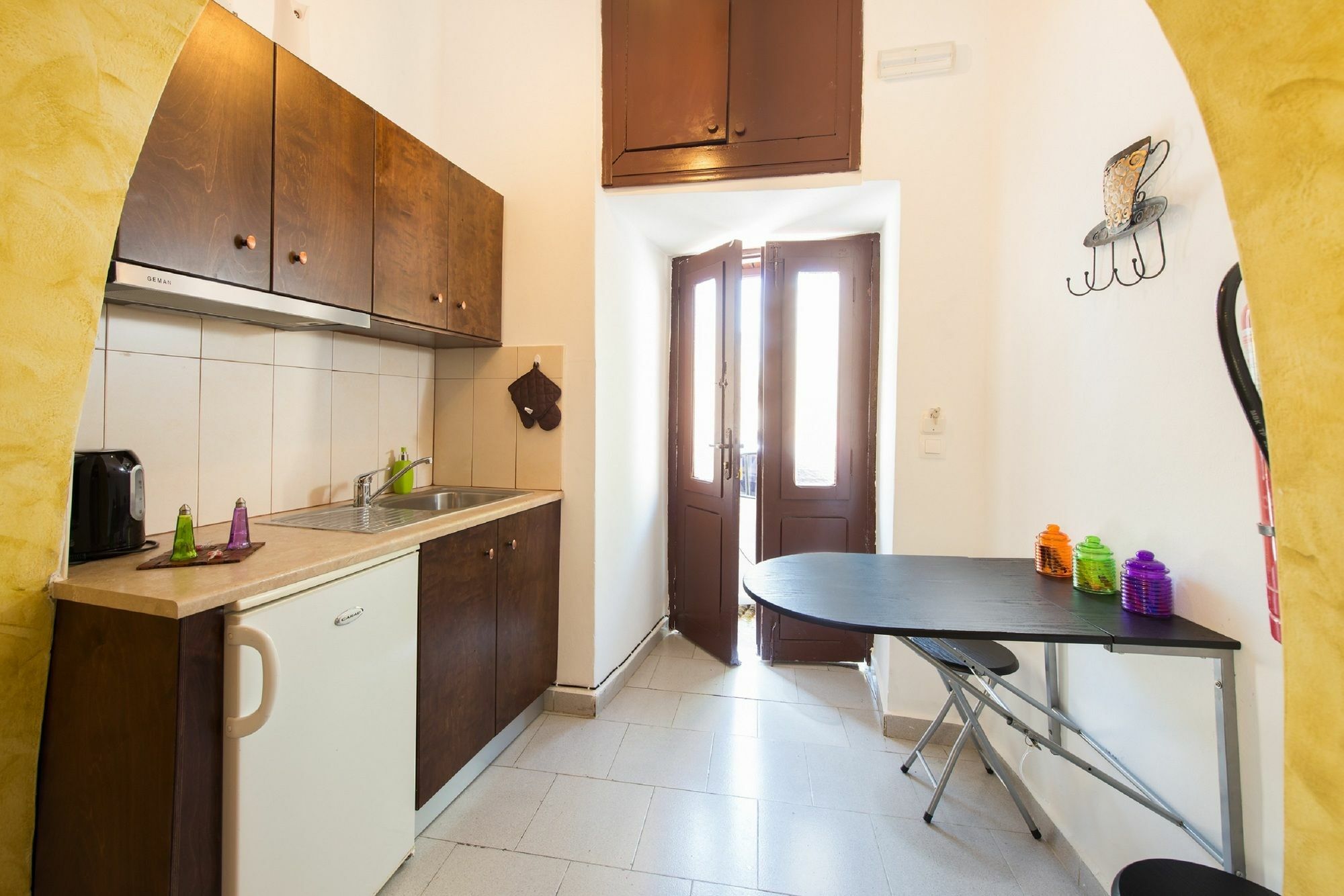 Knights Of Old Town Apartment
